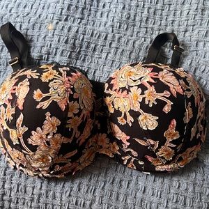 38DDD Victorias Secret Bra